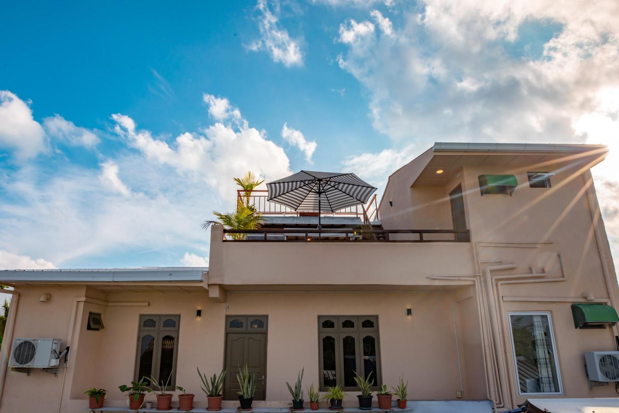 Nemo Inn Omadhoo Eksteriør bilde