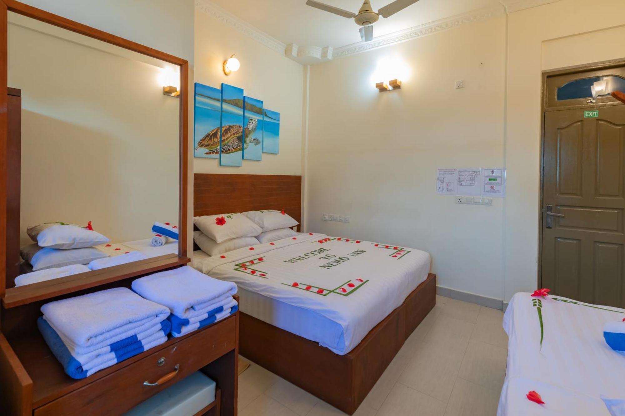 Nemo Inn Omadhoo Eksteriør bilde