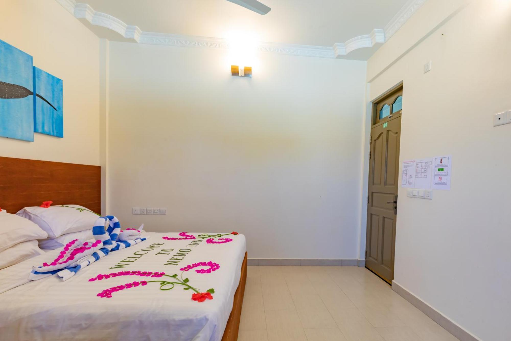Nemo Inn Omadhoo Eksteriør bilde